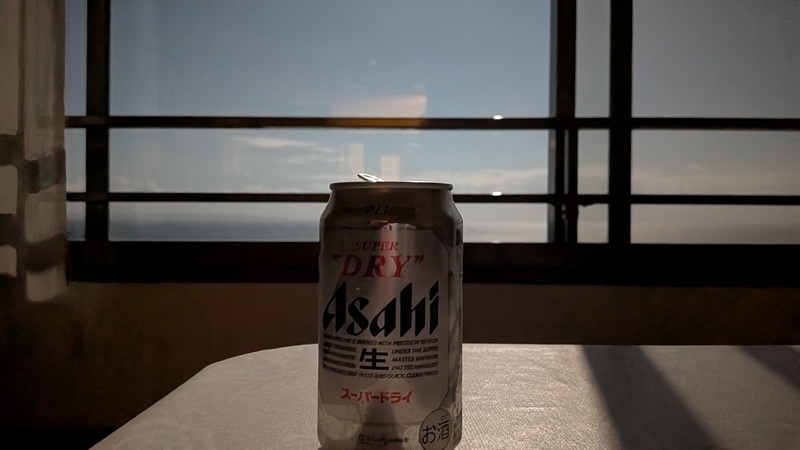 宿ではスーパードライ