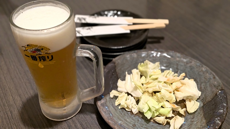 生ビールとキャベツ