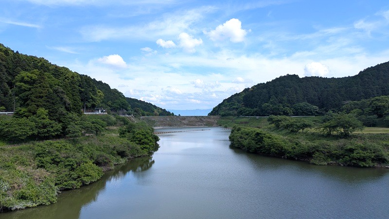 河内ダム（湖畔）